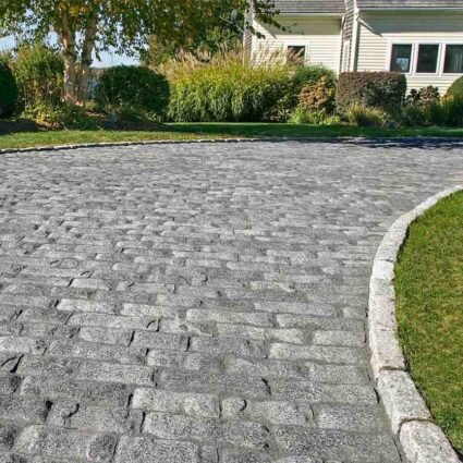 TRIBECA COBBLE™ Pavers